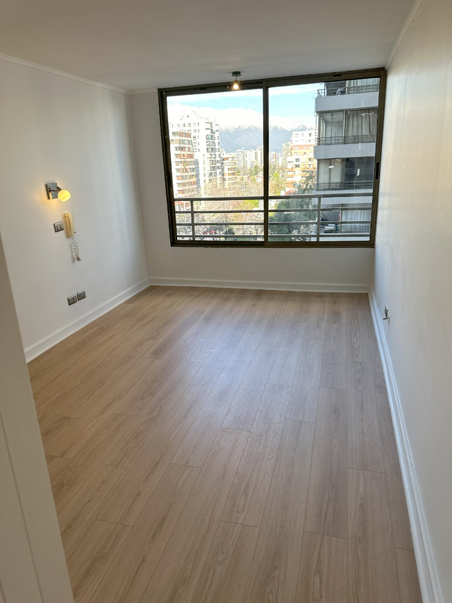 Venta Departamento O 2D en suite 2B 1E 1B Metro Escuela Militar - Las Condes