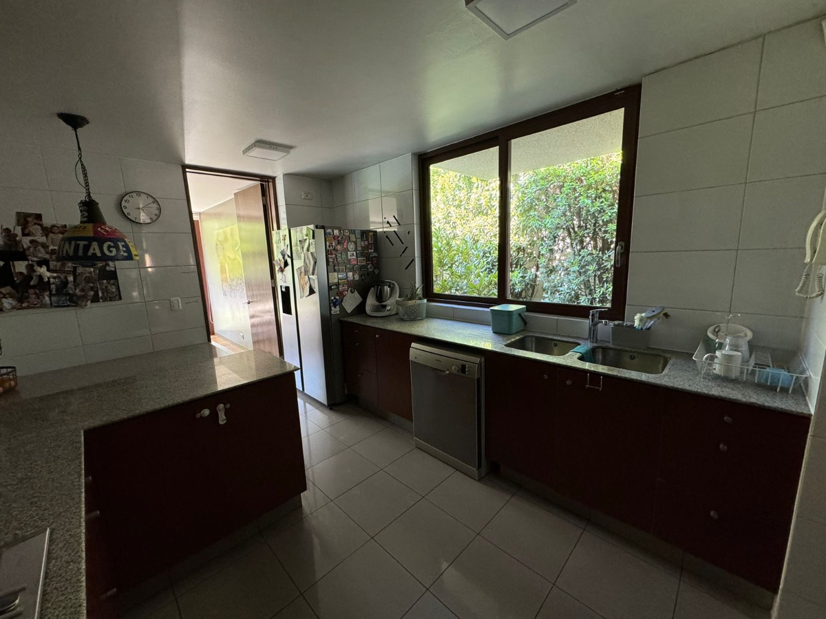 Venta Casa N 4D 4B 2E 1B Los Trapenses - Lo Barnechea