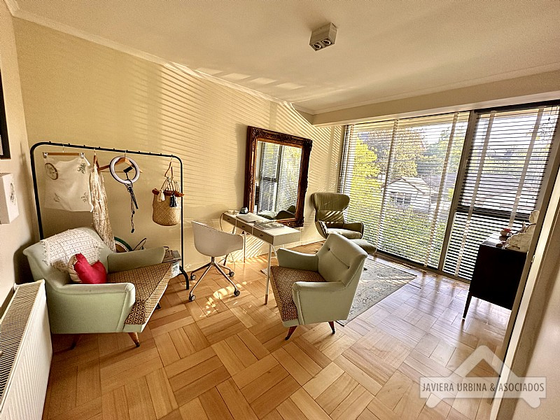 Venta Casa N 5D 4B 2E 1B Borde R&iacute;o - Casa Piedra - Vitacura