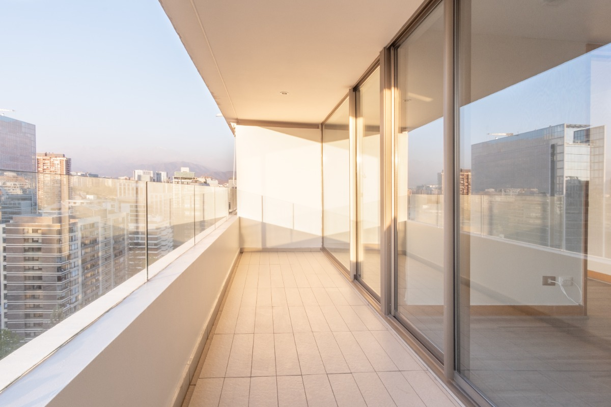 Arriendo Departamento NO 1D en suite Walk-in cl&oacute;set 1B 1E Barrio El Golf - Las Condes