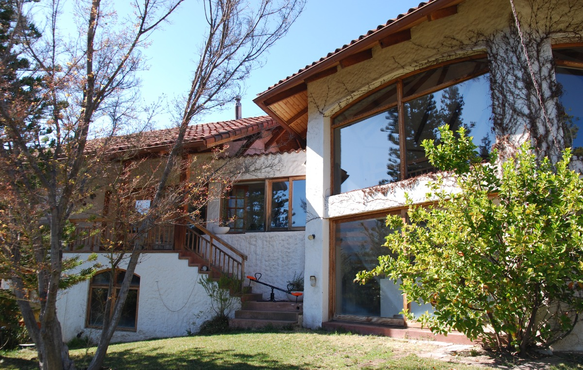 Venta Casa NOSP 5D en suite Walk-in cl&oacute;set 3B 10E 1B El Array&aacute;n - Lo Barnechea