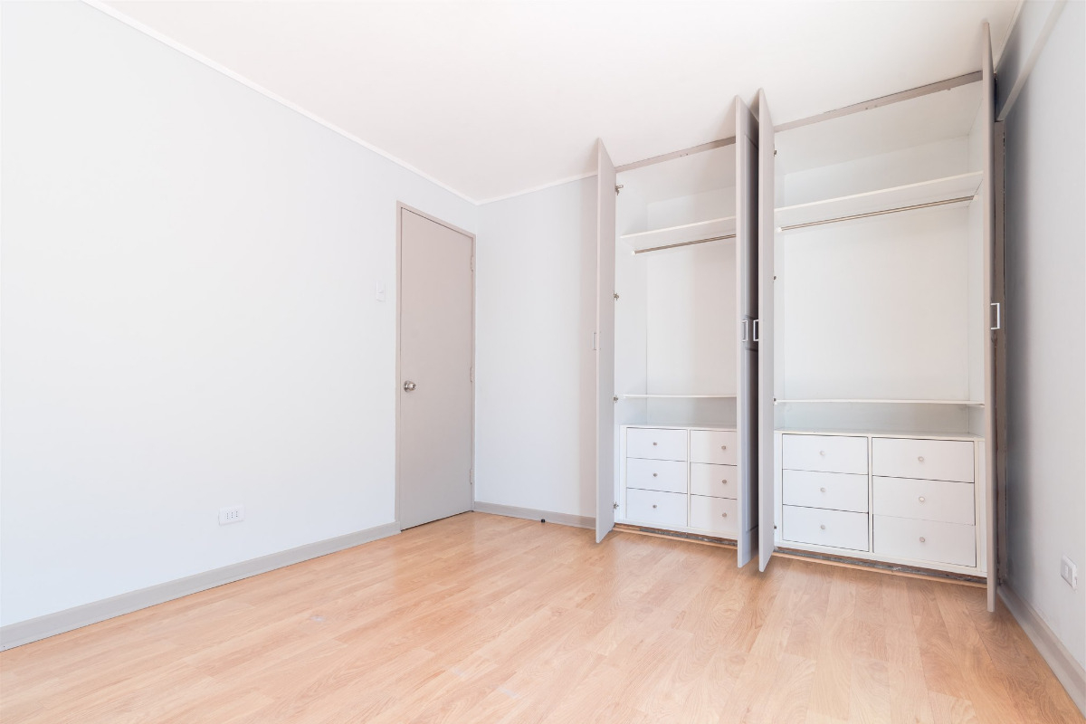 Venta Casa 4D Rotonda Atenas - Las Condes