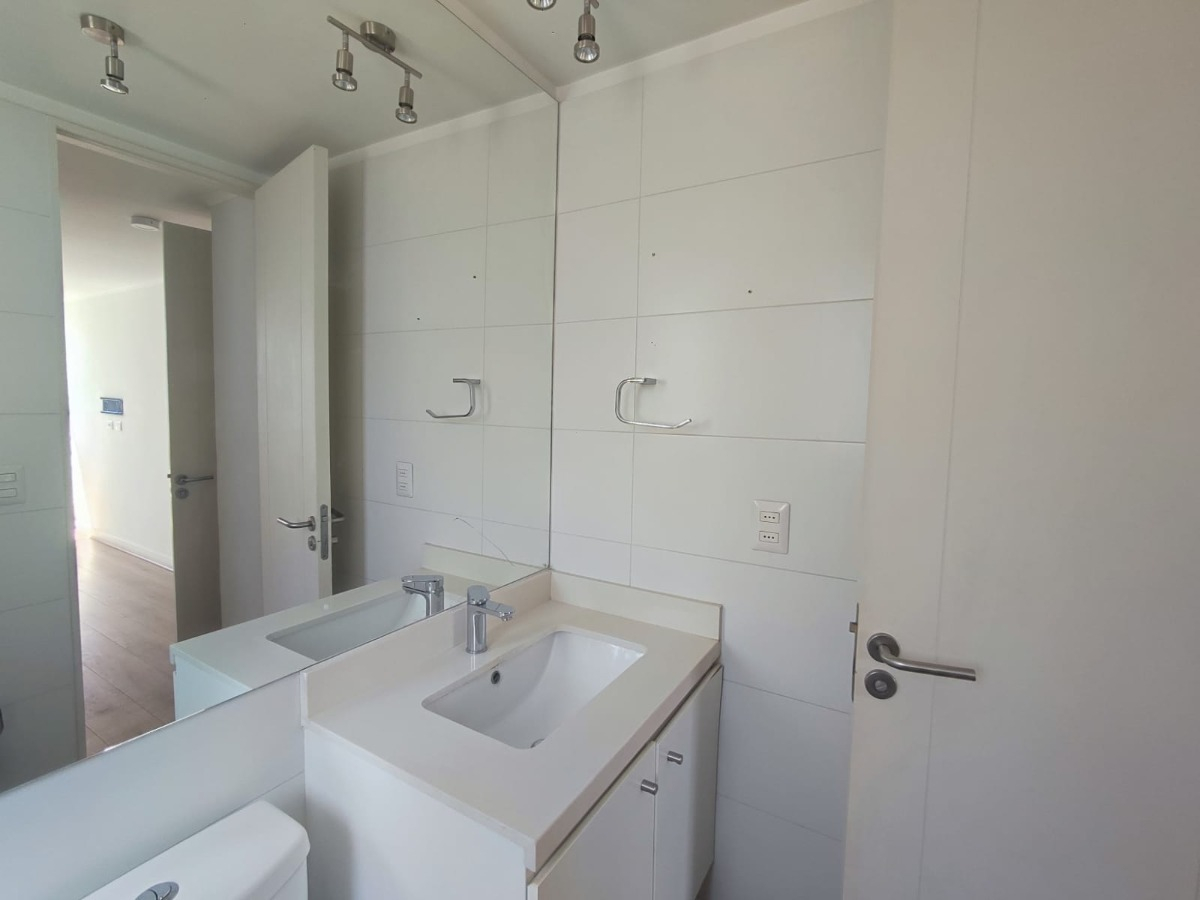 Venta Departamento NO 2D en suite Walk-in cl&oacute;set 2B 2E 1B Blest Gana - La Reina