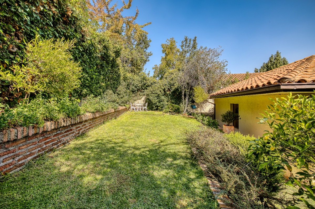 Venta Casa NO 5D en suite Walk-in cl&oacute;set 4B 2E Los Dominicos - Las Condes