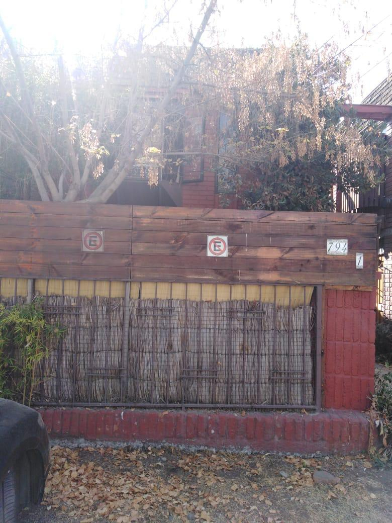 Venta Casa 2D 1B 1E Rotonda Atenas - Las Condes