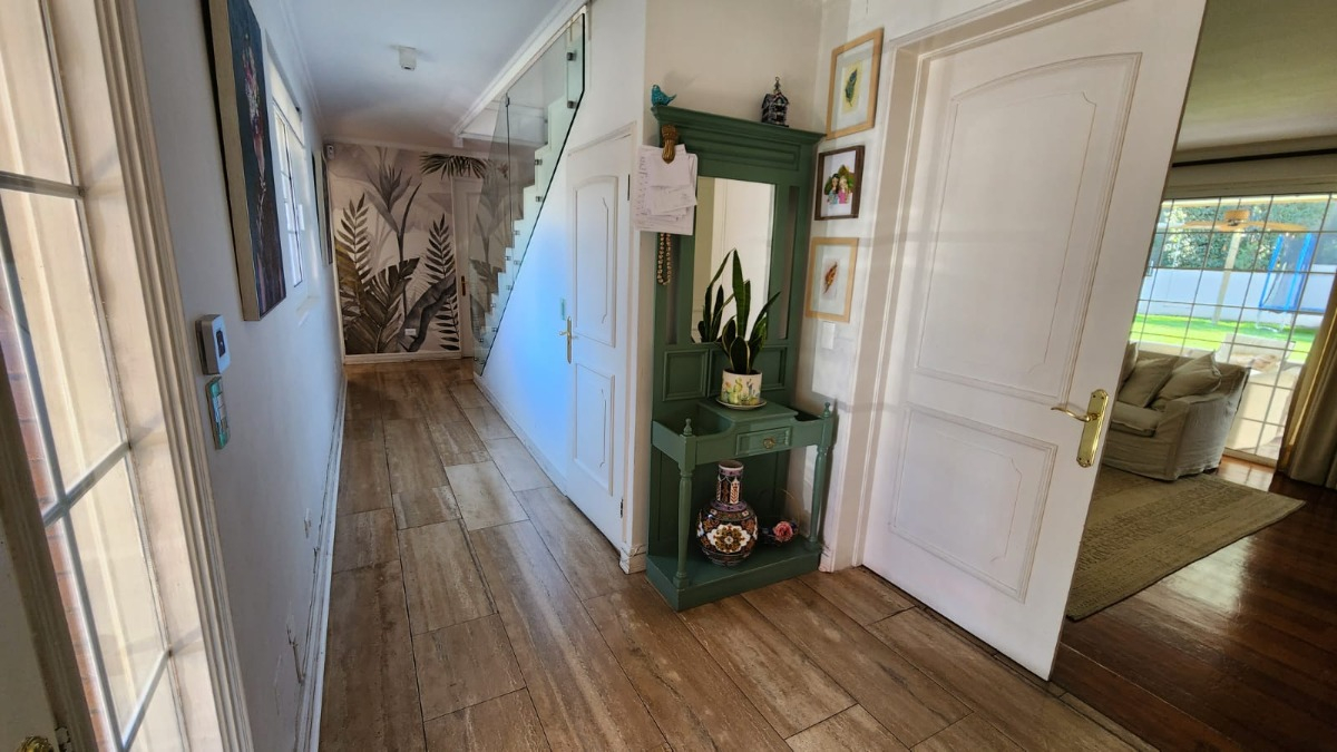 Venta Casa 6D El Huinganal - Lo Barnechea