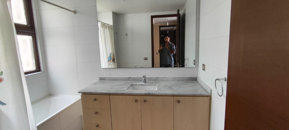 Venta Departamento NP 4D en suite Walk-in cl&oacute;set 4B 2E 1B San Carlos de Apoquindo - Las Condes