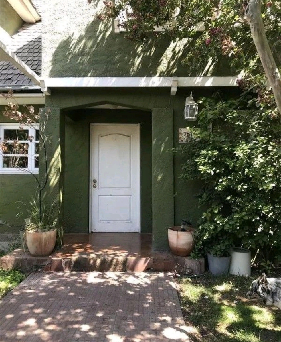 Venta Casa 5D Carlos Ossand&oacute;n - La Reina