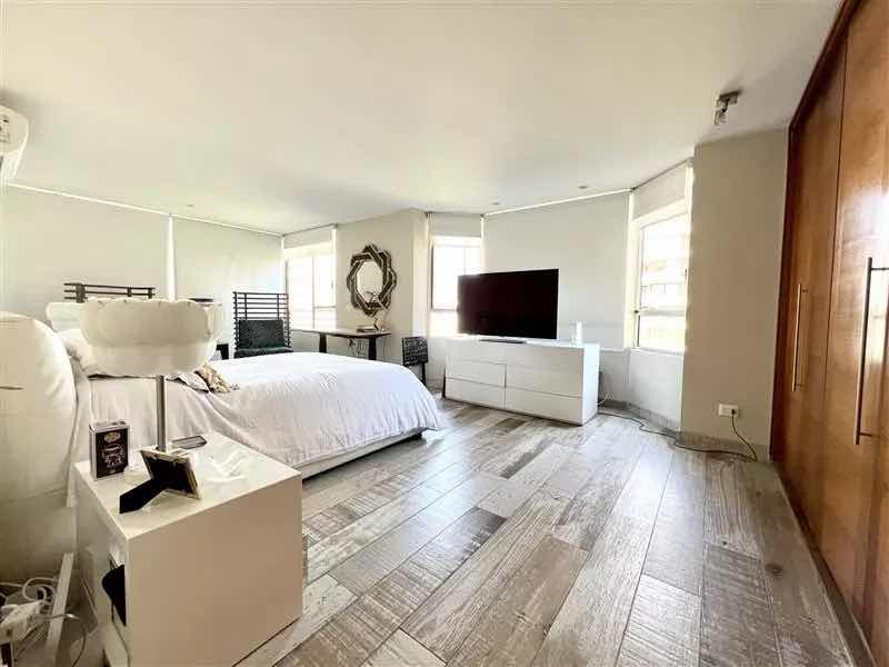 Venta Departamento SO 4D en suite Walk-in cl&oacute;set 5B 3E 1B Villa El Dorado - Vitacura