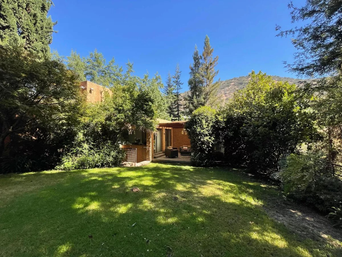 Arriendo Casa NO 4D en suite Walk-in cl&oacute;set 4B 4E 2B Los Trapenses - Lo Barnechea