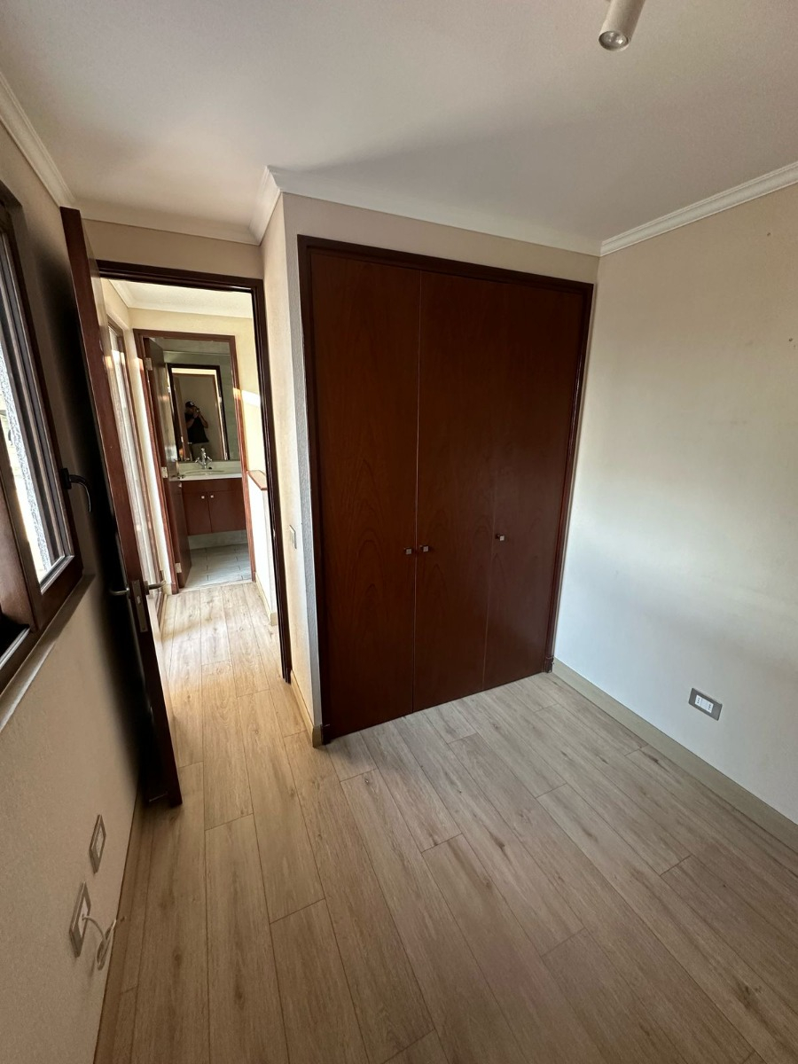 Arriendo Departamento N 2D en suite 2B 2E 1B Alto Las Condes - Las Condes