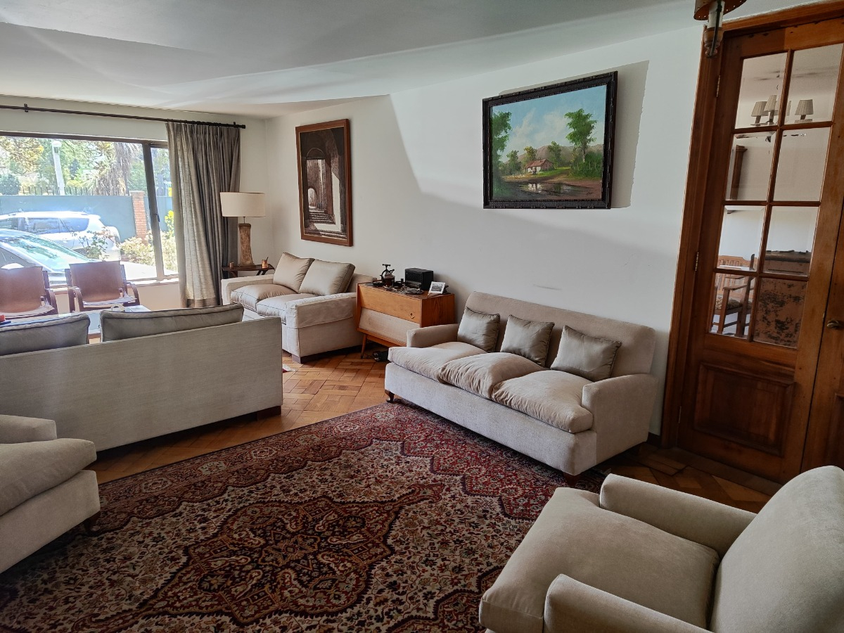 Venta Casa 5D Borde R&iacute;o - Casa Piedra - Vitacura