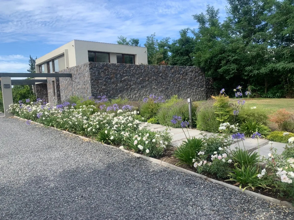 Venta Casa NOSP 4D en suite Walk-in cl&oacute;set 4B 4E 1B  - Requ&iacute;noa