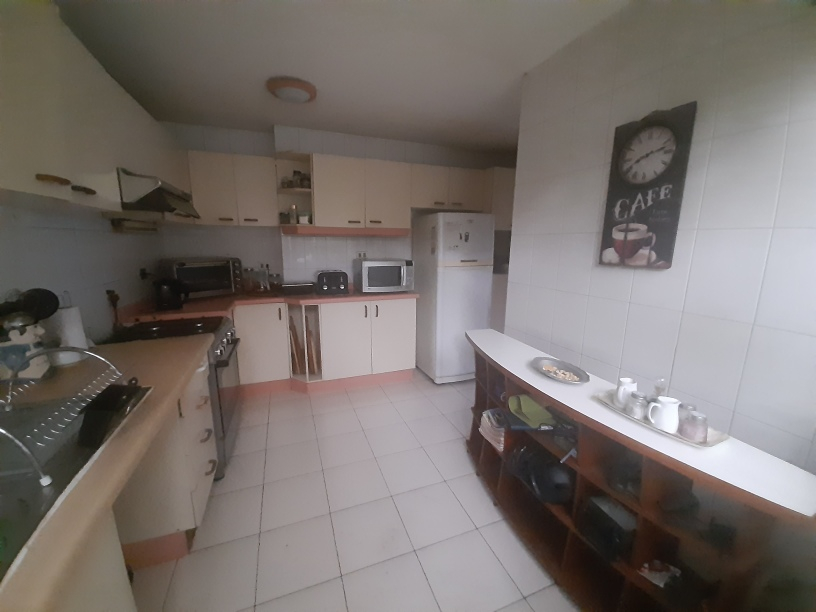 Venta Casa 4D Rotonda Atenas - Las Condes