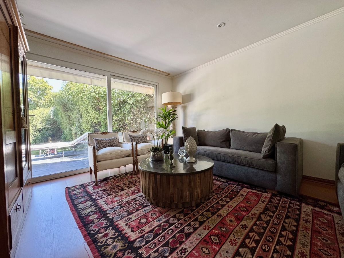 Venta Casa P 5D en suite Walk-in cl&oacute;set 5B 2E 1B Los Trapenses - Lo Barnechea