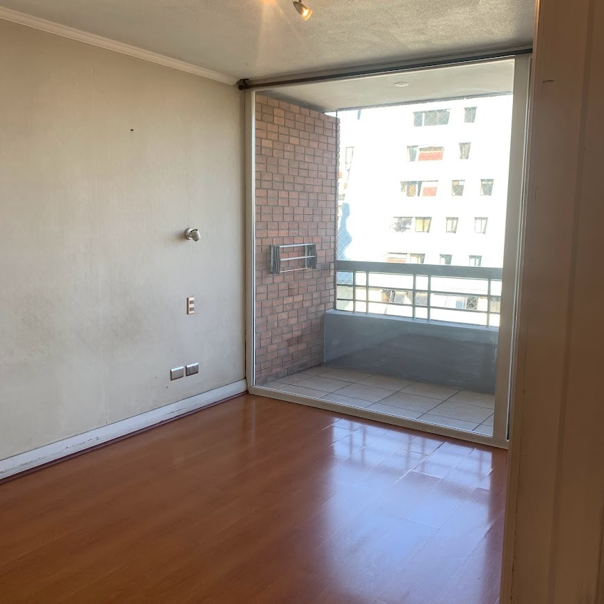Arriendo Departamento S 1D en suite Walk-in cl&oacute;set 1B 1E 1B Metro Escuela Militar - Las Condes