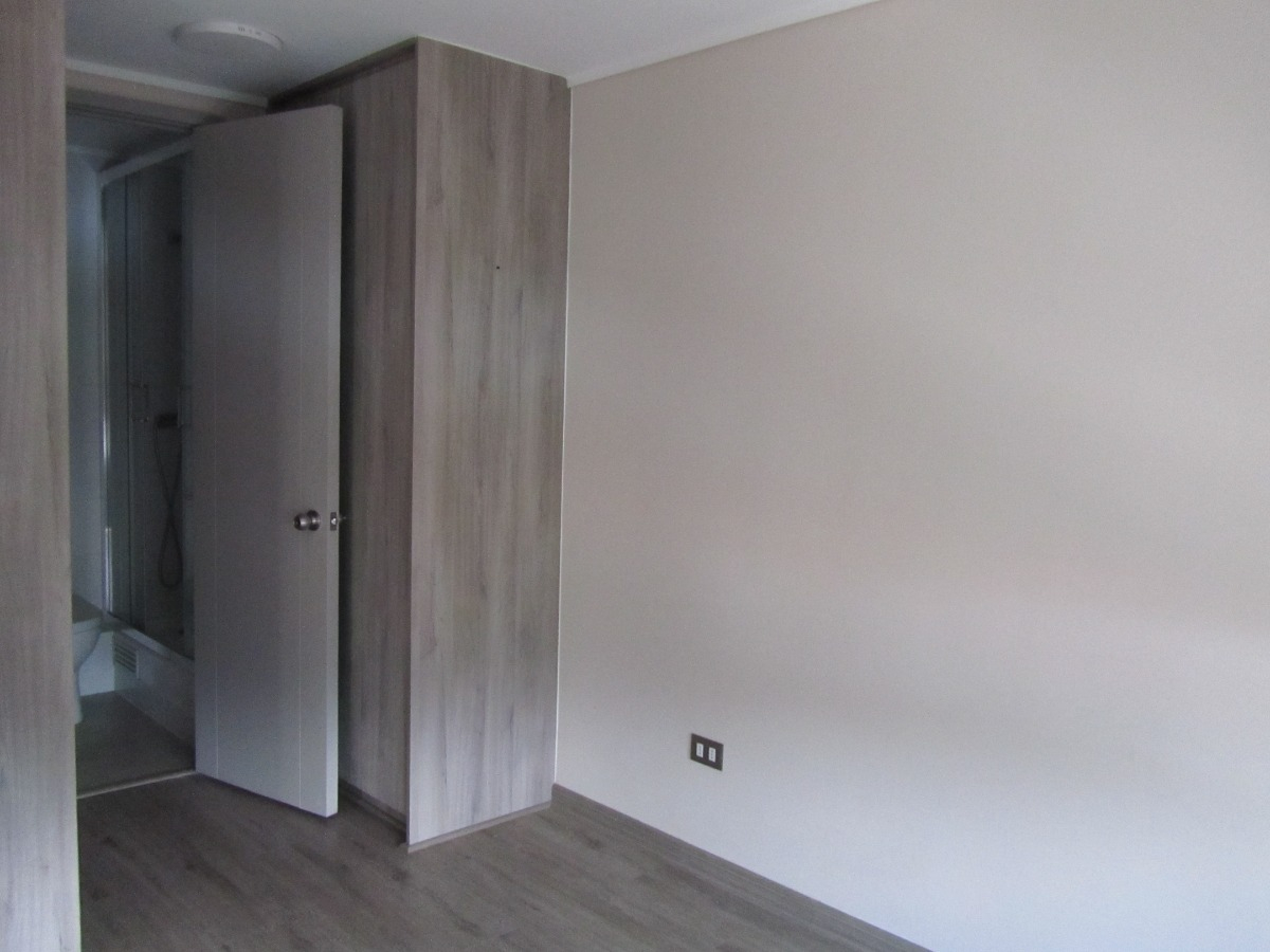 Venta Departamento O 2D en suite 2B 1E 1B Antigua Lo Barnechea - Lo Barnechea