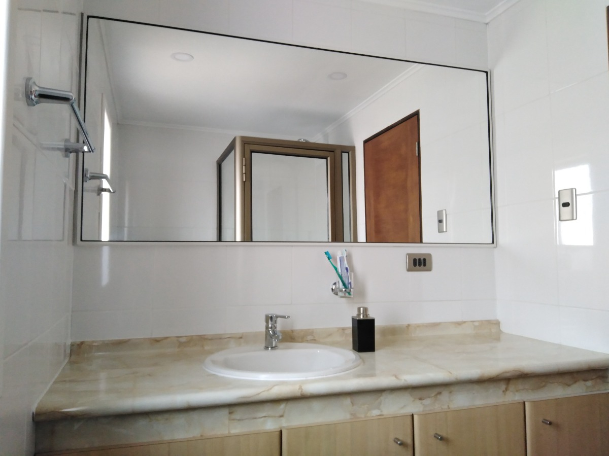 Venta Casa 3D en suite Walk-in cl&oacute;set 3B 2E Troncos Viejos - La Reina