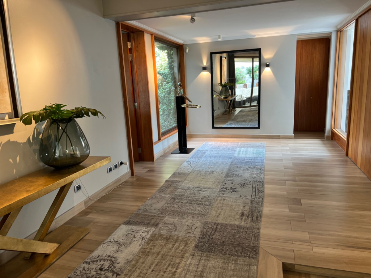 Venta Casa NO 5D 4B 4E 1B Santa Mar&iacute;a de Manquehue - Vitacura