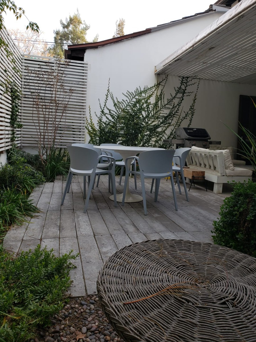 Venta Casa 4D en suite Walk-in cl&oacute;set 3B 1E 1B Vaticano - Las Condes