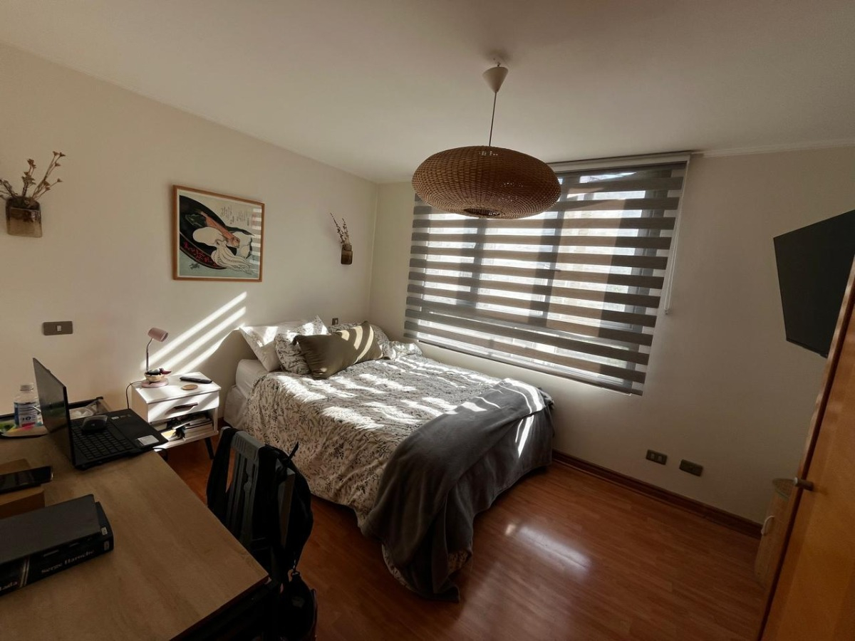 Arriendo Departamento 2D en suite 2B 1E 1Bd Pedro de Valdivia - Providencia
