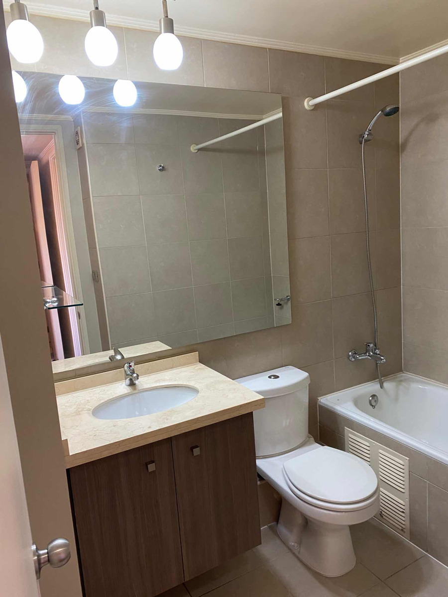 Venta Departamento O 2D en suite Walk-in cl&oacute;set 2B 1E 1B Juan G&oacute;mez Millas - &Ntilde;u&ntilde;oa
