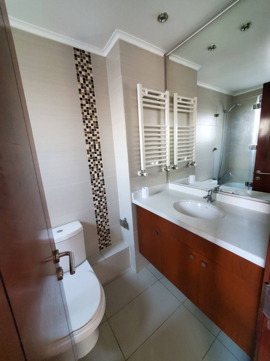 Arriendo Departamento 2D Alto Las Condes - Las Condes