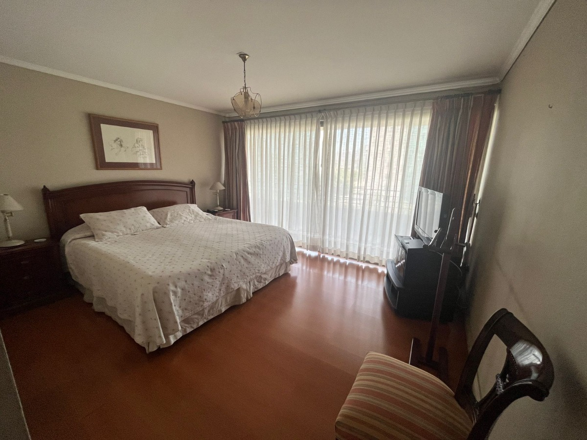 Venta Departamento NP 6D 5B 3E 2Bd P&iacute;o XI - Vitacura