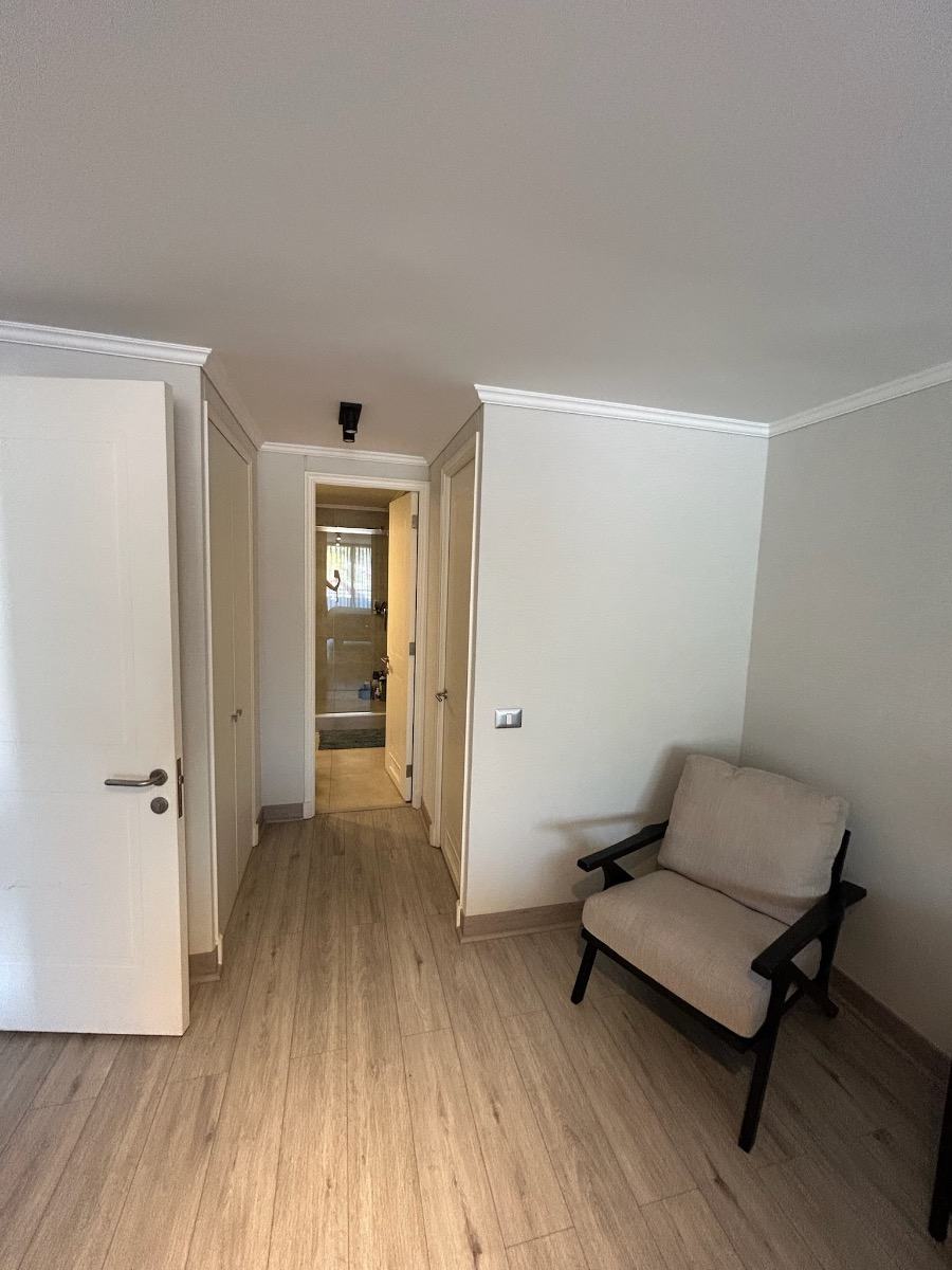 Arriendo Departamento O 2D en suite Walk-in cl&oacute;set 2B 1E Metro Sim&oacute;n Bolivar - La Reina