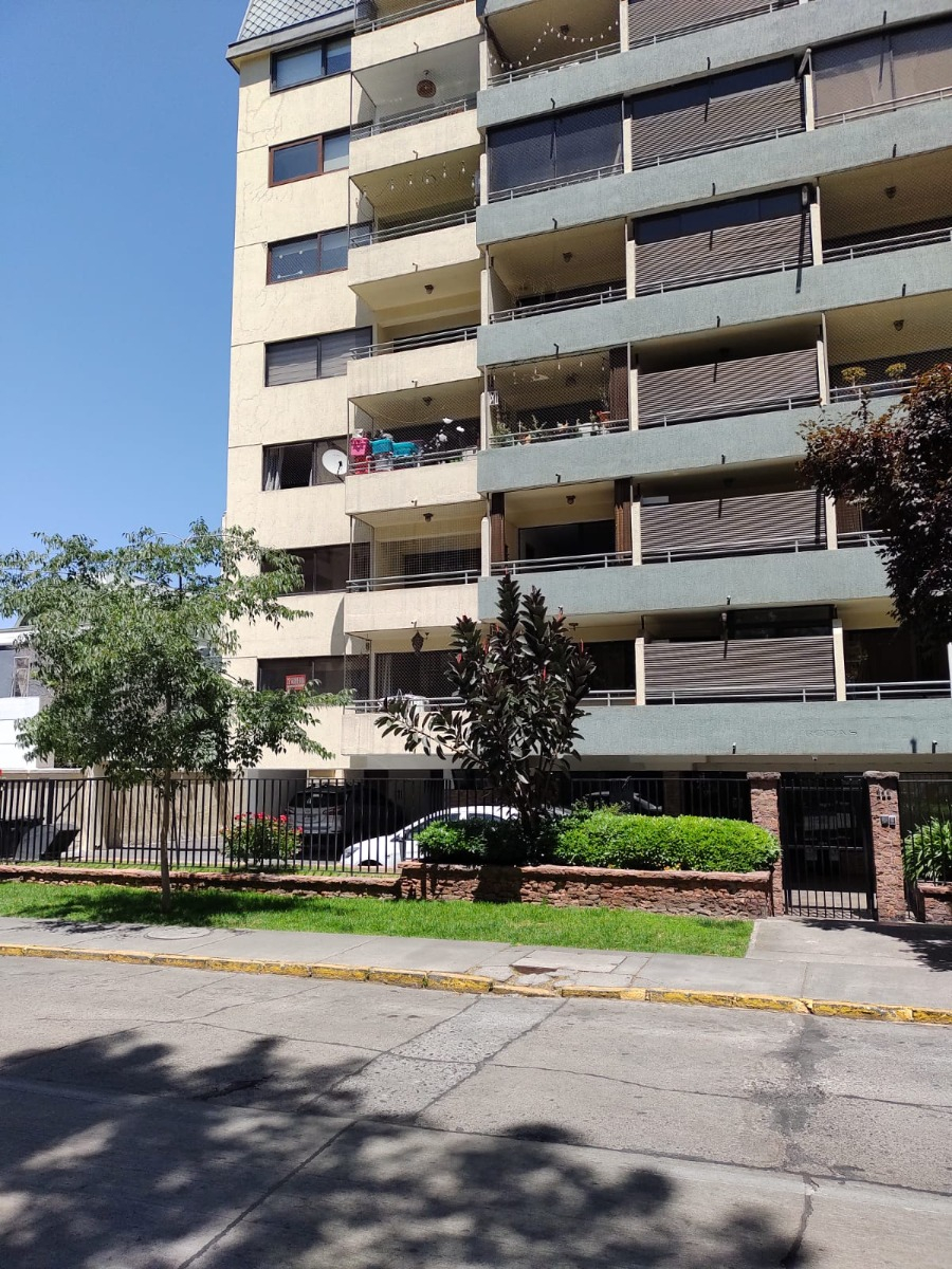 Arriendo Departamento 2D 2B 1E 1B Metro Escuela Militar - Las Condes