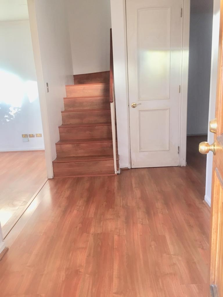 Arriendo Casa NO 4D en suite Walk-in cl&oacute;set 3B 2E San Carlos de Apoquindo - Las Condes