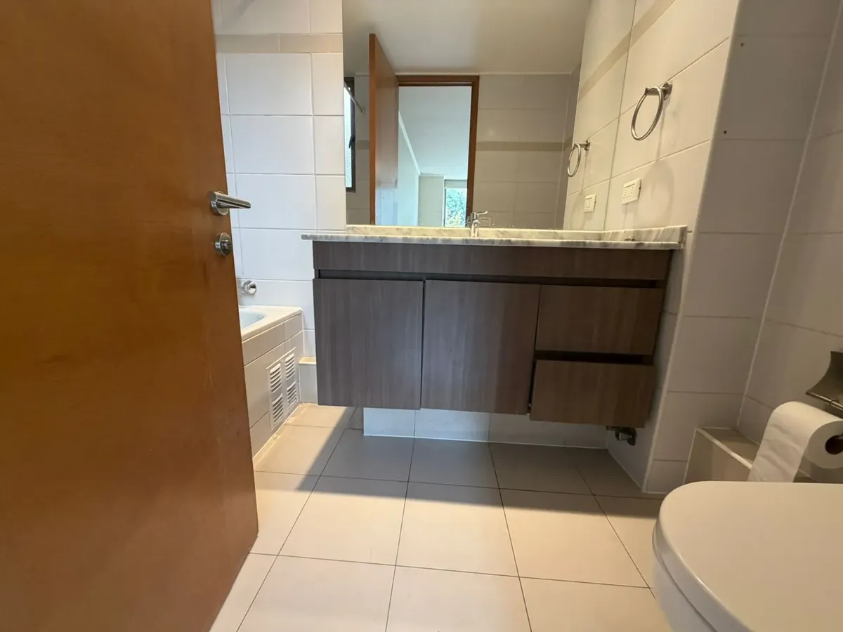 Venta Departamento NP 2D + servicio 3B 2E - Lo Barnechea