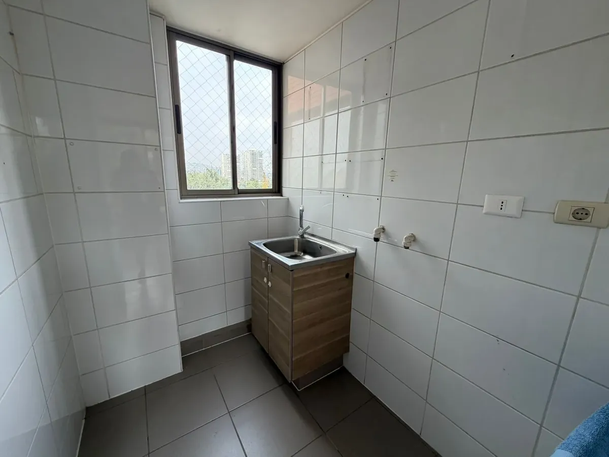 Venta Departamento NP 2D + servicio 3B 2E - Lo Barnechea