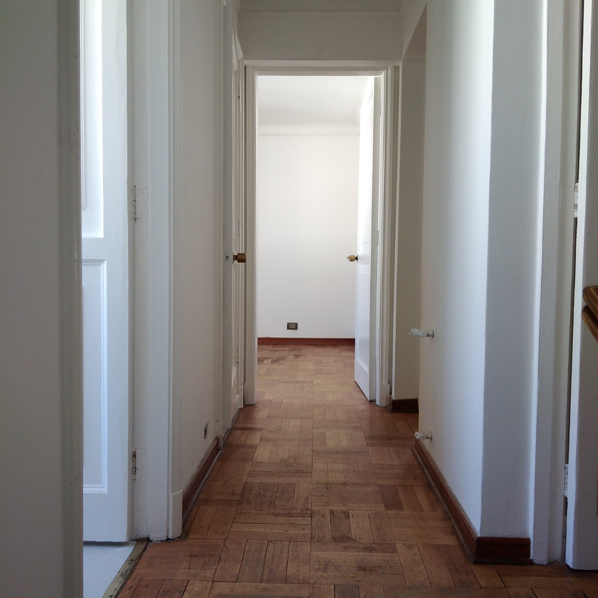 Arriendo Casa NOSP 3D en suite Walk-in cl&oacute;set 3B 2E Las Lilas - Providencia