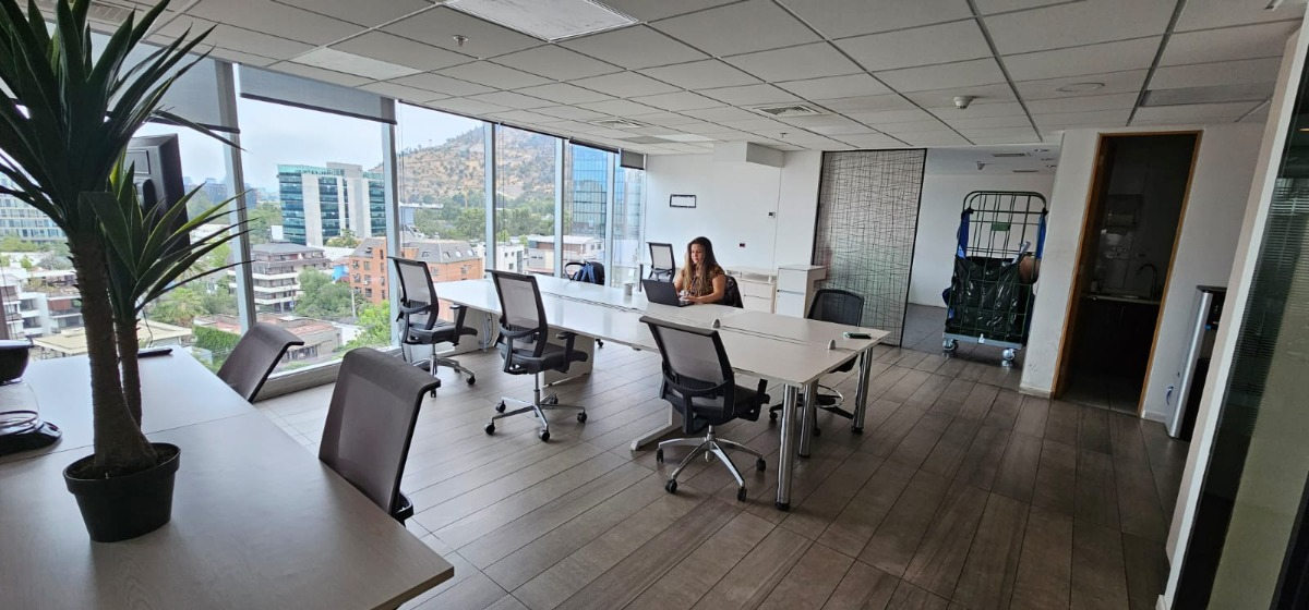 Arriendo Oficina 2B 3E 1B Pedro de Valdivia - Providencia