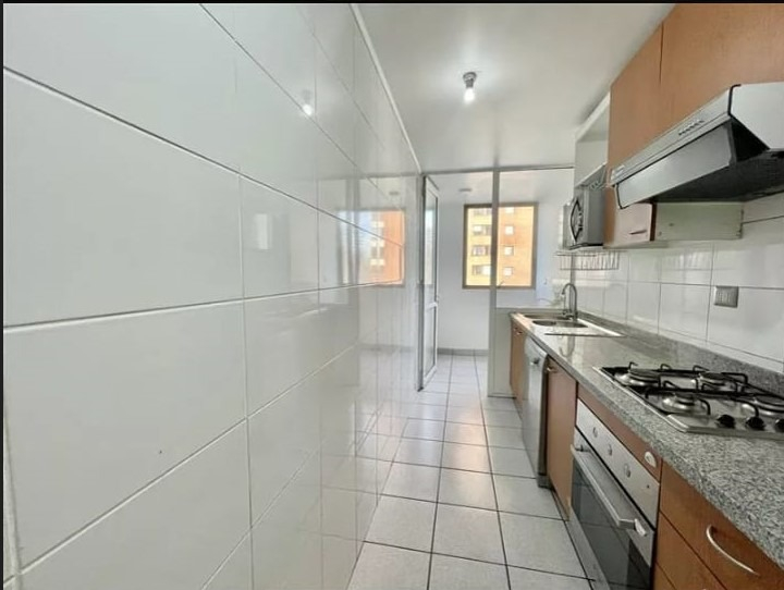 Arriendo Departamento 2D Metro Escuela Militar - Las Condes