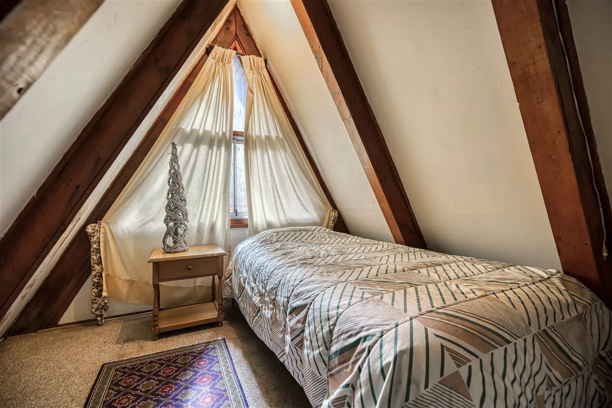 Venta Casa de madera 5D 4B El Array&aacute;n - Lo Barnechea