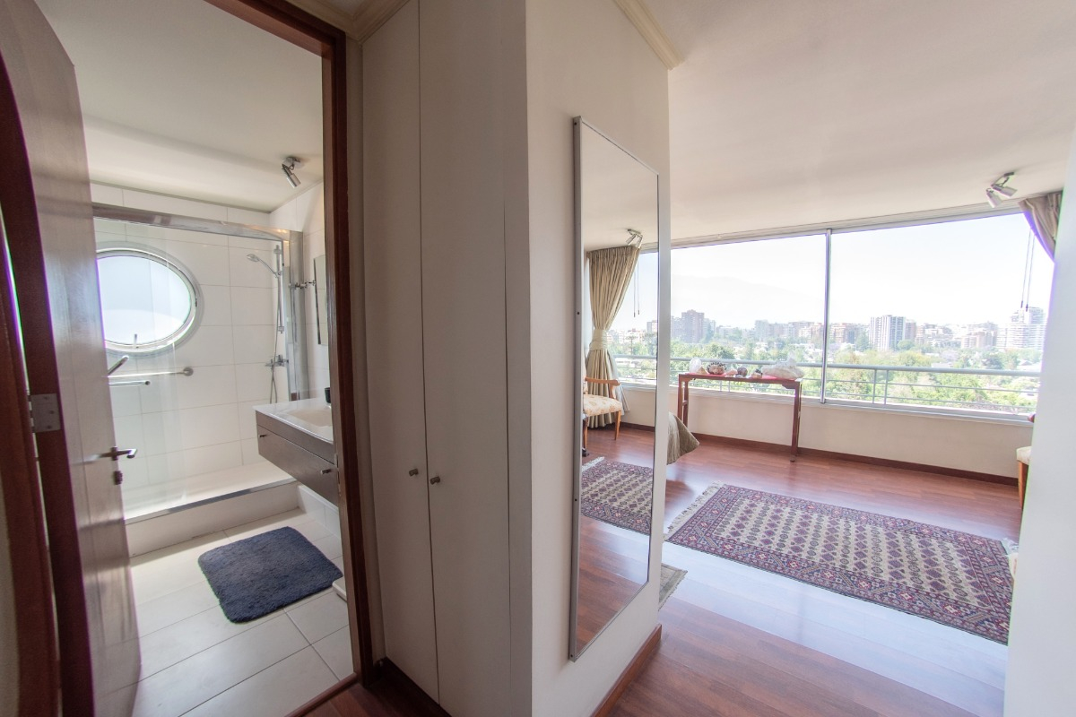 Venta Departamento SO 4D en suite Walk-in cl&oacute;set 4B 3E 1B Metro Escuela Militar - Las Condes