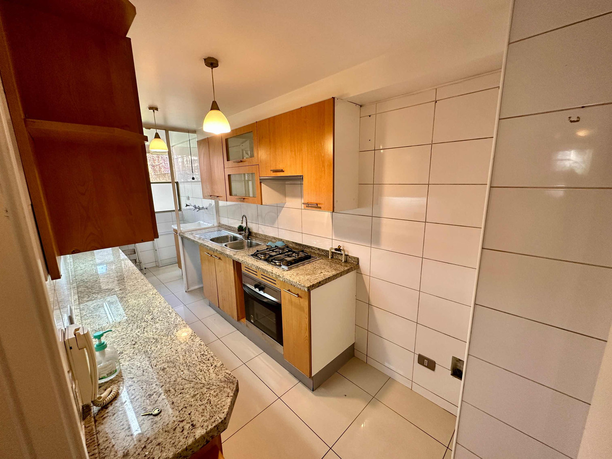 Arriendo Departamento NP 2D en suite Walk-in cl&oacute;set 2B 1E 1B Metro Manquehue - Apumanque - Las Condes