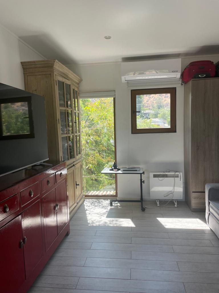 Arriendo Casa NO 5D en suite 3B 1E 1B Los Dominicos - Las Condes