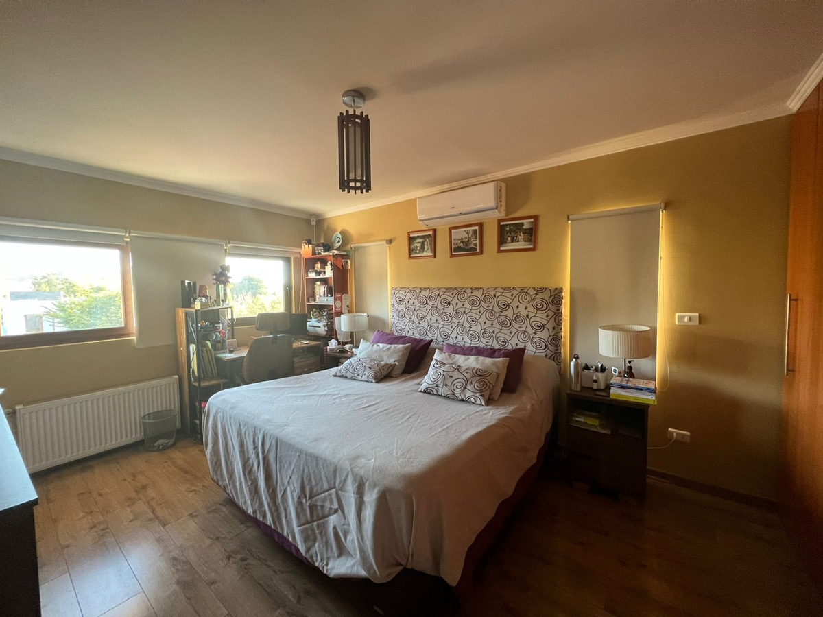 Venta Casa NO 3D en suite Walk-in cl&oacute;set 4B 4E 1B Chicureo - Colina