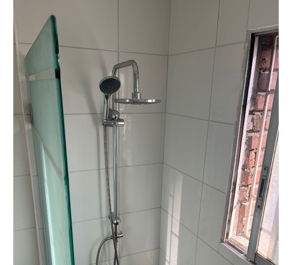 Arriendo Casa NO 3D 2B 1E Metro Escuela Militar - Las Condes