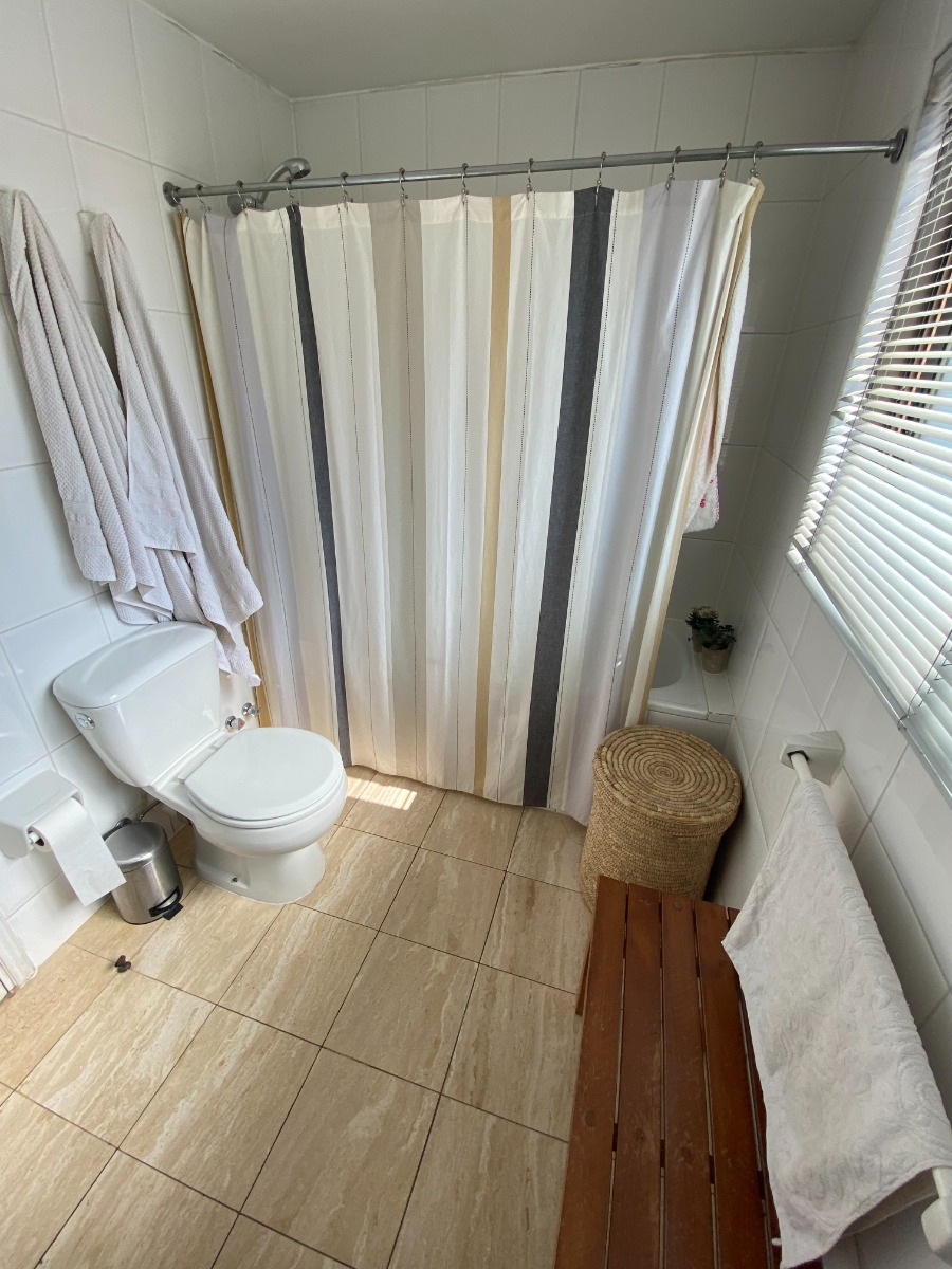 Venta Casa NOSP 4D en suite Walk-in cl&oacute;set 4B 2E 1B San Carlos de Apoquindo - Las Condes