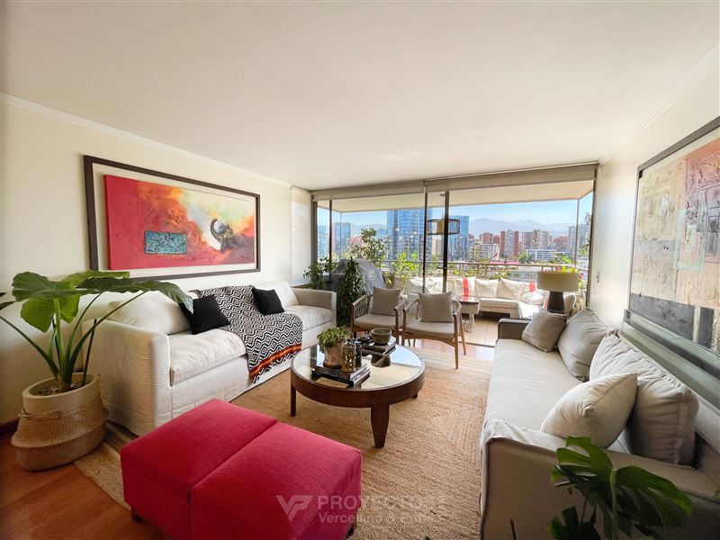 Venta Departamento Nor-Oriente 3D en suite Walk-in cl&oacute;set 4B 1E 1B Metro Manquehue - Apumanque - Las Condes