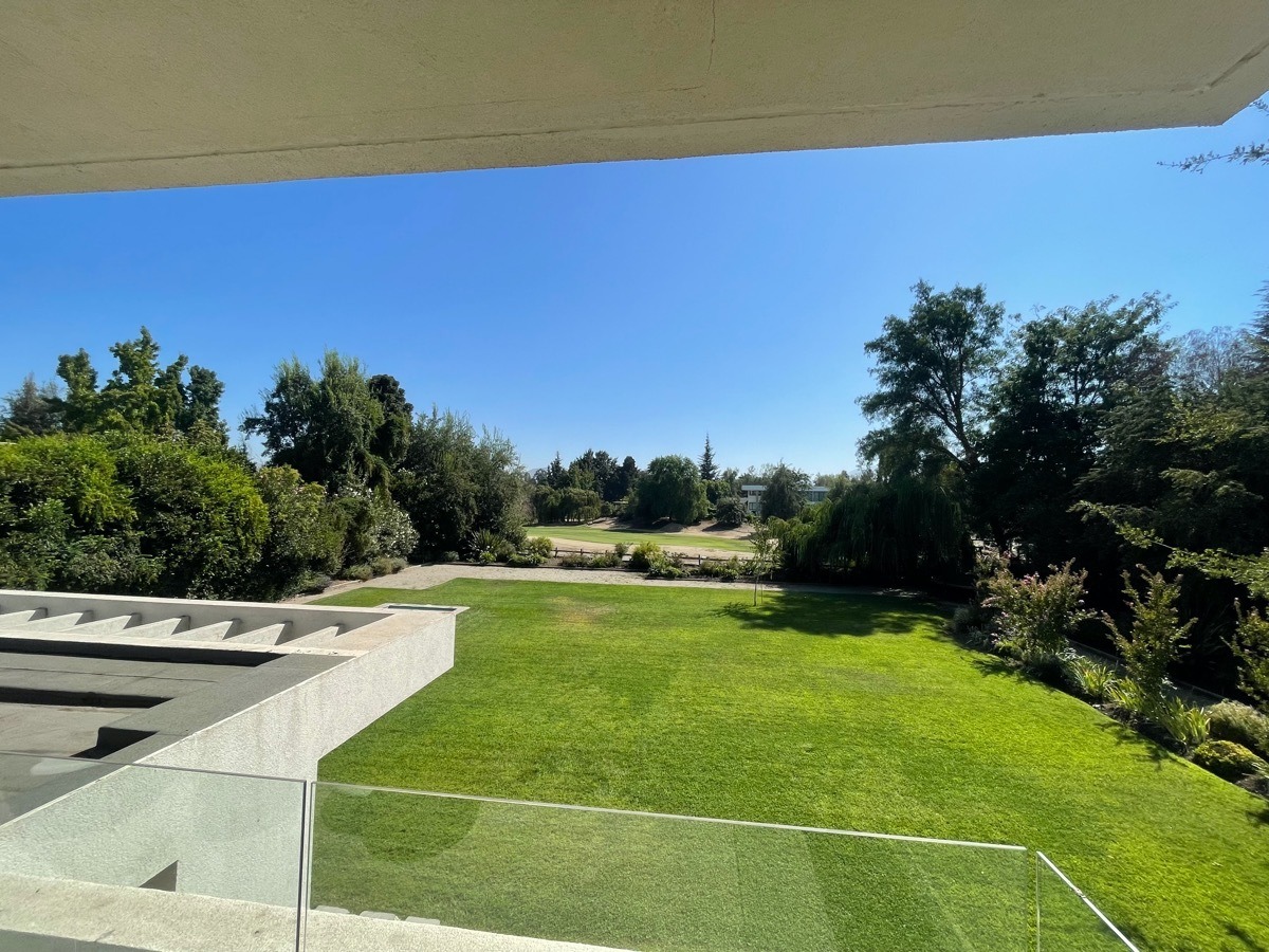 Venta Casa NO 5D en suite Walk-in cl&oacute;set 5B 4E 1B Chicureo - Colina