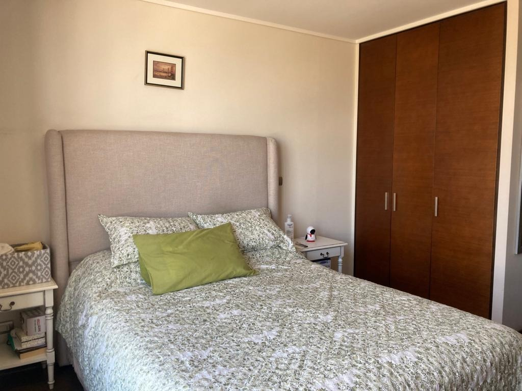 Venta Departamento 2D en suite 2B 1E 1B Metro Hernando de Magallanes - Las Condes