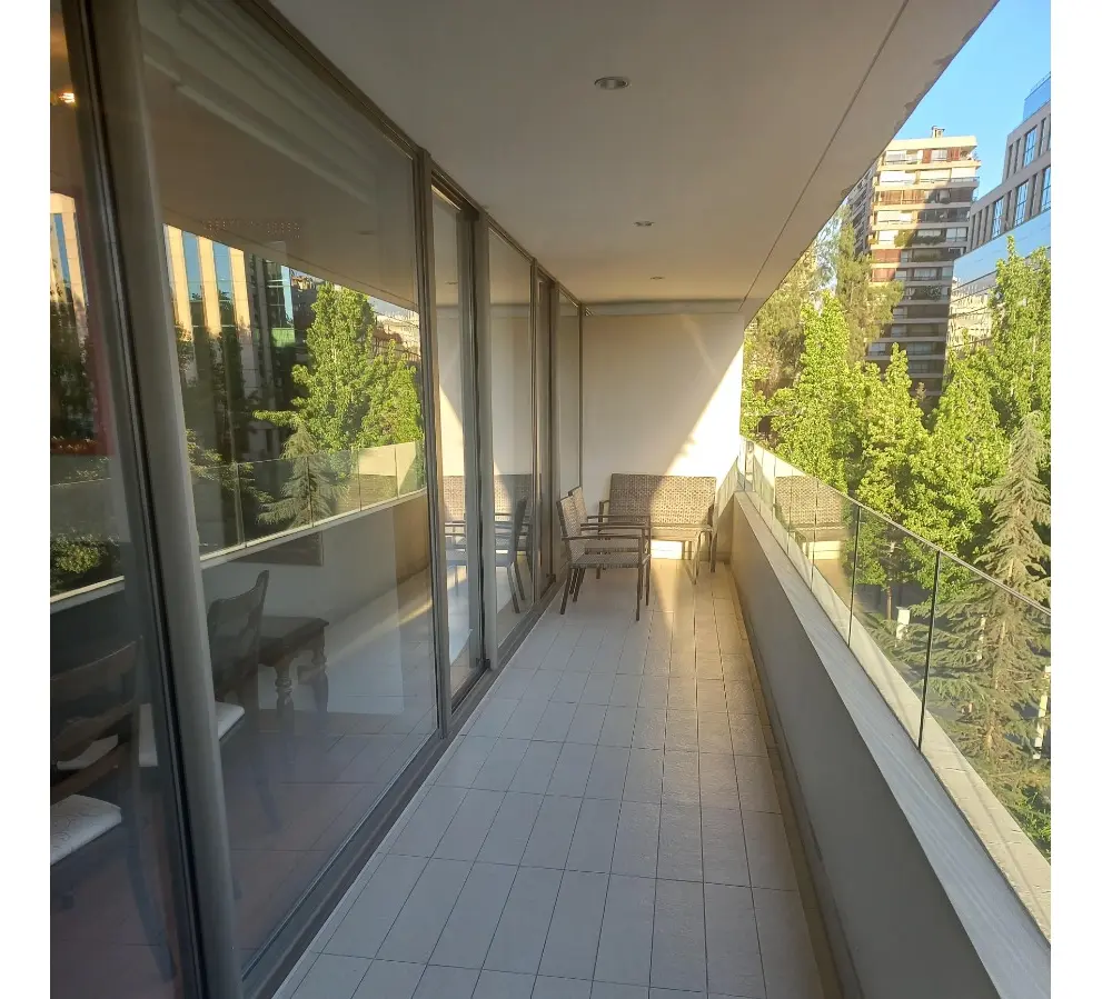 Arriendo Departamento SP 2D 2B 1E 1Bd Barrio El Golf - Las Condes