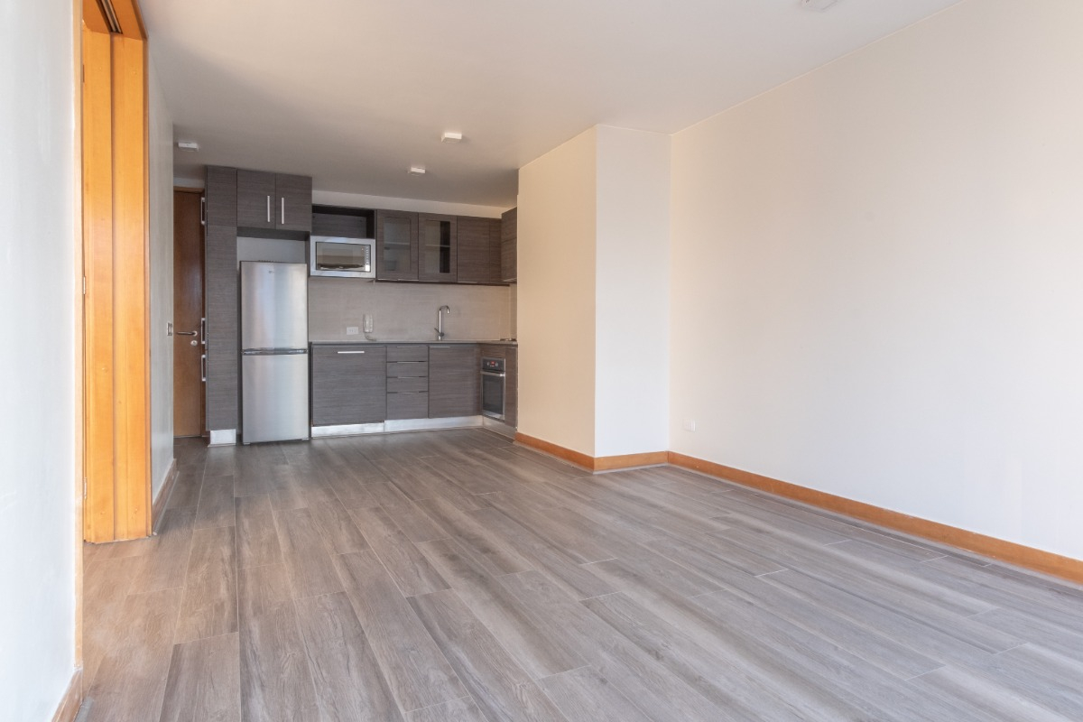 Arriendo Departamento NO 1D en suite Walk-in cl&oacute;set 1B 1E Barrio El Golf - Las Condes