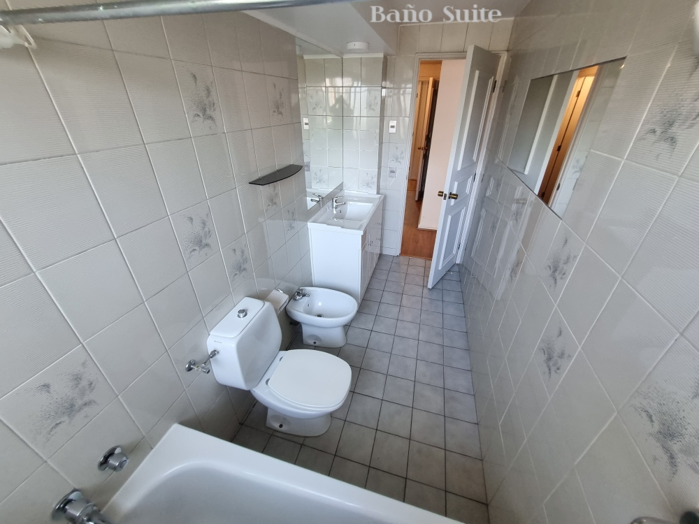 Arriendo Departamento 4D Barrio El Golf - Las Condes