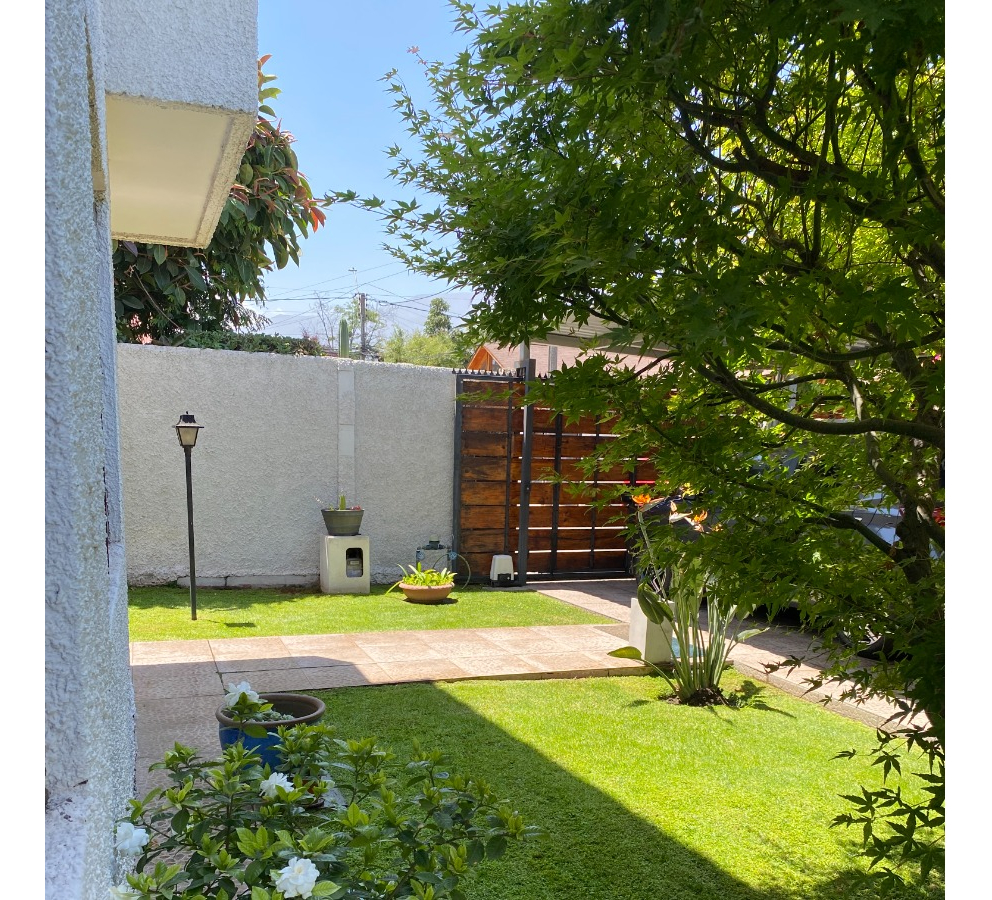 Venta Casa NOSP 4D en suite Walk-in cl&oacute;set 3B 2E 2B Estadio Croata - Vitacura